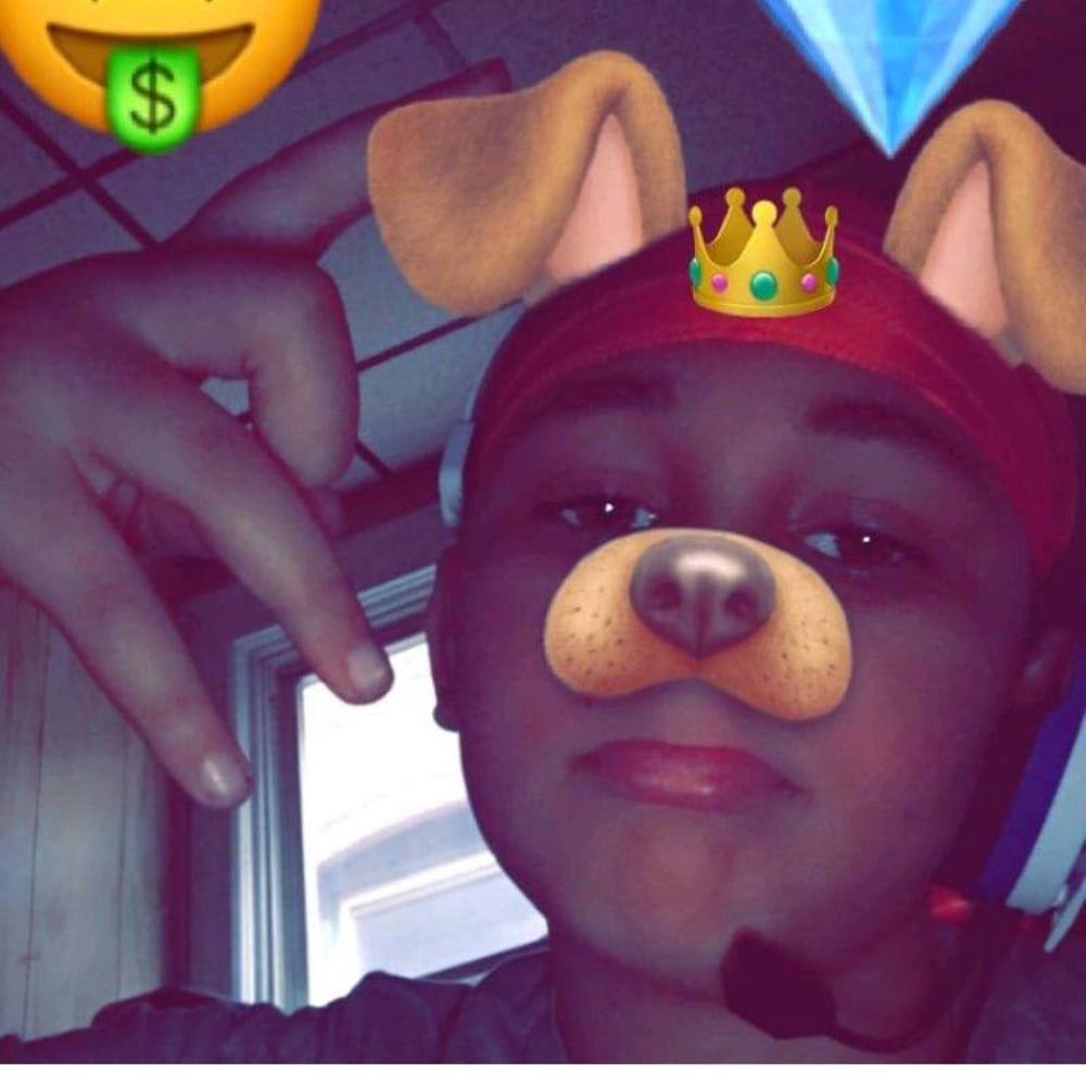 Meet your Posher, Jamari